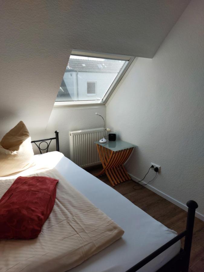 Hotel Alt-Rodenkirchen Colonia Exterior foto